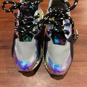 Sneaker shoes. Size 13. Steven Madden. Worn twice